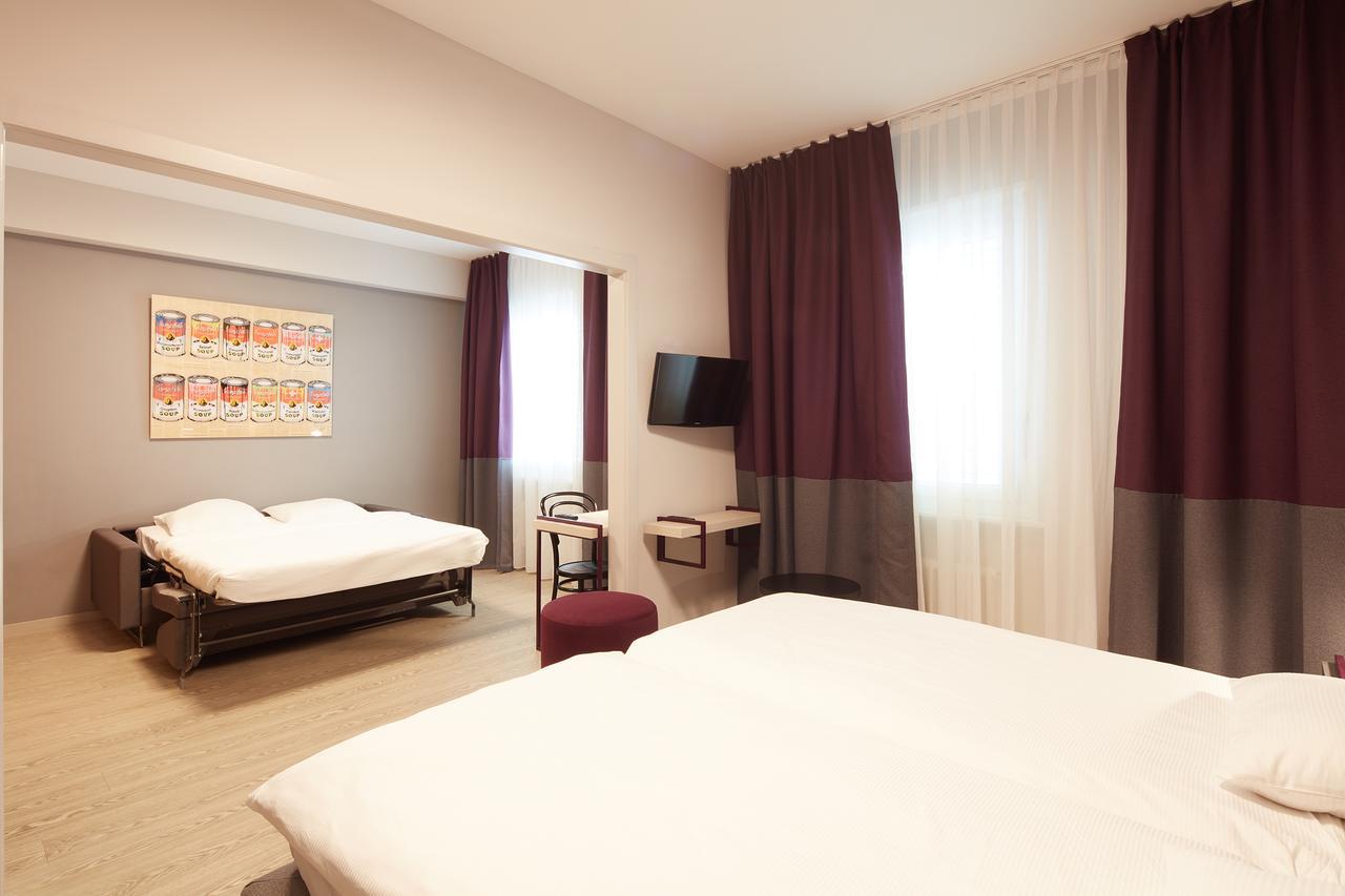 Hotel Crystal Lausanne Exterior photo